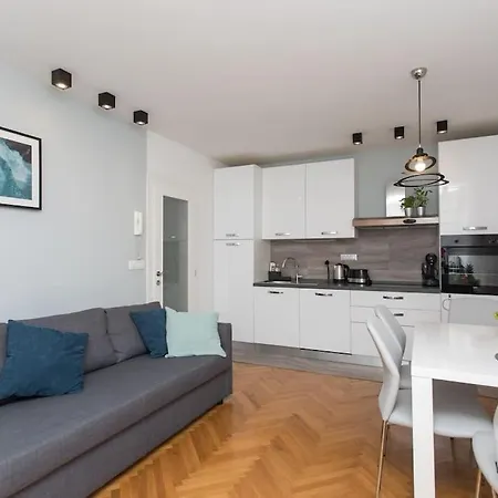 Apartment U Petree *